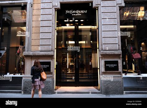 rinascente yves saint laurent|Milan .